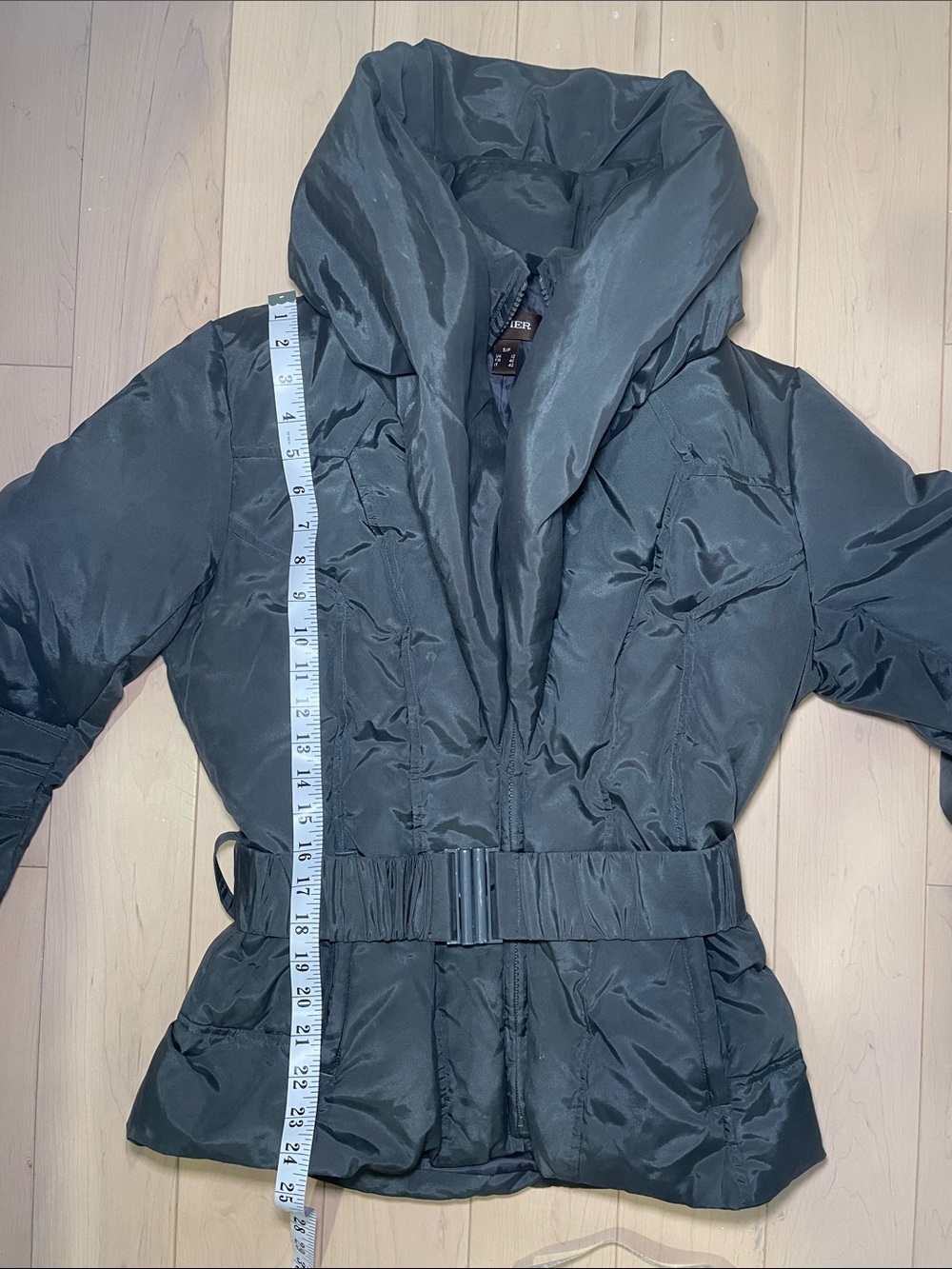 DANIER - Jacket Women's Grey Belted Puffer Jacket with Sculpted Collar - Winter - Picture 6 of 10